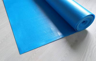 Askeläänieriste Antslip vinyylilattioille Järnvik 15m2 rulla